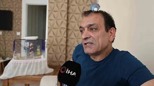 Dinleyen kulaklarına inanamıyor: Muhabbet kuşundan ''Sayın Cumhurbaşkanı Recep Tayyip Erdoğan'' tiradı