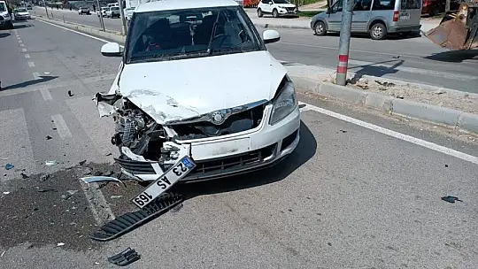 Direksiyon başında kalp krizi geçirdi, 6 araç ve 2 yayaya çarptı