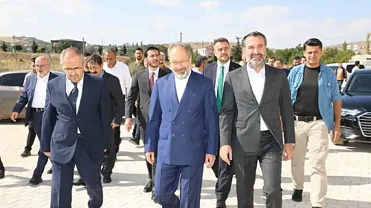 Diyanet İşleri Başkanı Ali Erbaş'tan Başkan Şerifoğulları'na teşekkür