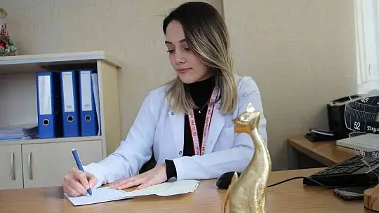 Diyetisyen Tekay: 'Ramazan ayında sağlıklı beslenmenin yolu iftar ve sahur arasında yeterli sıvı tüketmekten geçiyor'