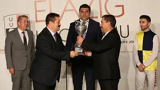 Elazığ Belediye Başkanlığı Koşusu'nu Yıldızhan kazandı