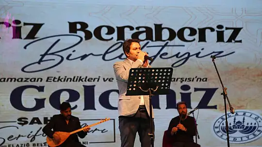 Vatandaşlar Abdurrahman Önül konserine büyük ilgi gösterdi