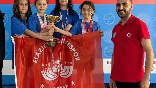 Elazığ Belediyesi'nden yüzmede 98 derece