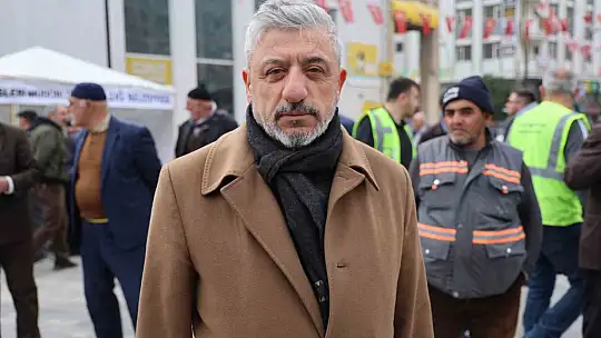 Elazığ Belediyesinden can dostlara 10 ton mama ve kuş yemi desteği