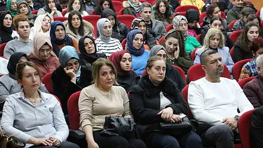 Elazığ'da 'Aile Söyleşileri' programı başladı