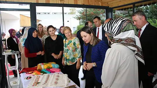 Elazığ'da 'Dünya Yaşlılar Günü' kutlandı