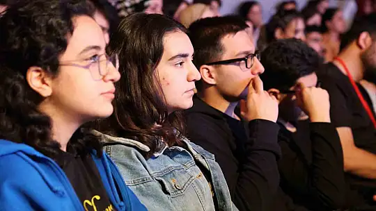 Elazığ'da 'gençler arası kültür ve sanat yarışmaları finalleri' başladı