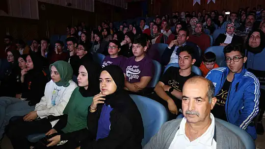 Elazığ'da 'gençler arası kültür ve sanat yarışmaları finalleri' başladı