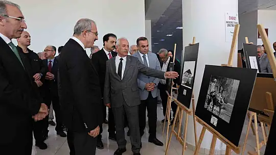 Elazığ'da 'İletişim Müzesi' ve 'Fotoğraflarda Yaşayan Harput Sergisi' açıldı