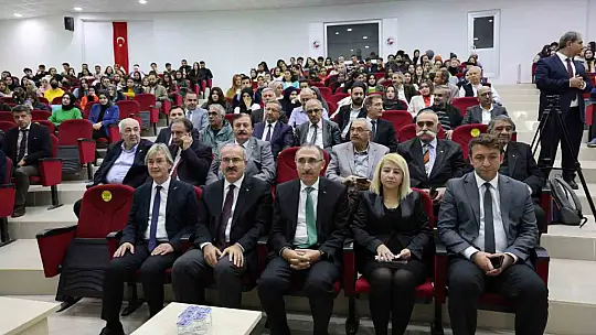 Elazığ'da 'İletişim Müzesi' ve 'Fotoğraflarda Yaşayan Harput Sergisi' açıldı