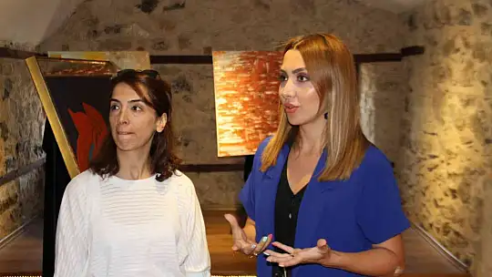 Elazığ'da 'Kadın temalı' resim sergisi açıldı