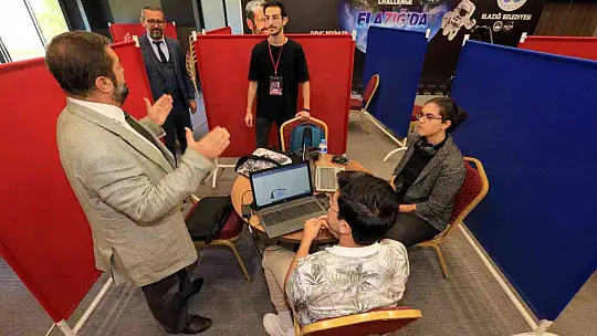 Elazığ'da, 'NASA Space Apps Challenge' etkinliğine yoğun ilgi