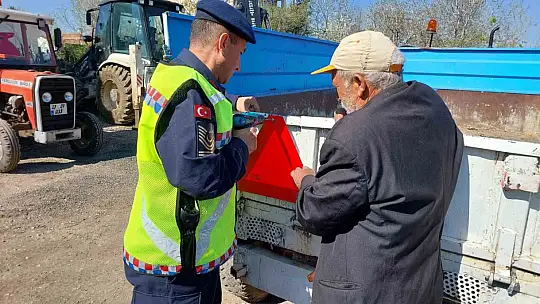 Elazığ'da 'Reflektör Tak Görünür Ol' kampanyası