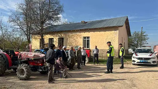 Elazığ'da 'Reflektör tak, görünür ol' kampanyası