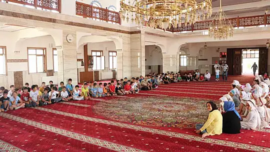 Elazığ'da yaz Kur'an kursları açılış programı düzenlendi