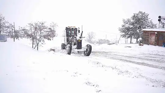 Elazığ'da 124 köy yolu ulaşıma kapandı