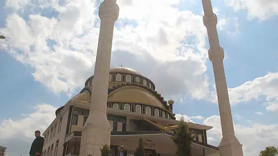 Elazığ'da 14 asırlık mukabele geleneğini genç hafızlar sürdürüyor