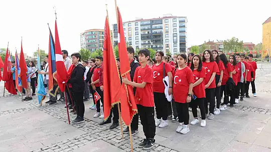 Elazığ'da 23 Nisan Ulusal Egemenlik ve Çocuk Bayramı etkinlikleri
