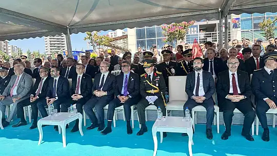 Elazığ'da 30 Ağustos Zafer Bayramı coşkusu