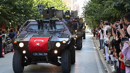 Elazığ'da 30 Ağustos Zafer Bayramı coşkusu