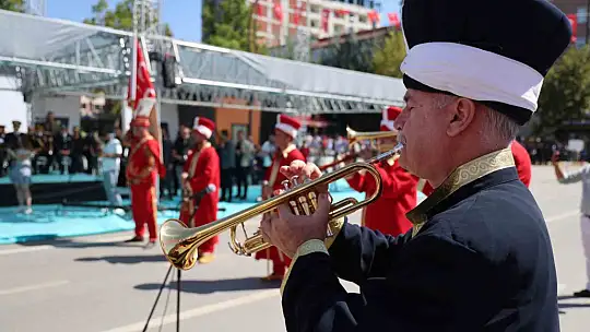 Elazığ'da 30 Ağustos Zafer Bayramı coşkusu