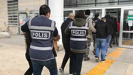 Elazığ'da 38 yıl 8 ay kesinleşmiş hapis cezası bulunan 7 şüpheli tutuklandı