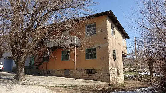 Elazığ'da 450 yılık tarihi konaklar depreme direniyor