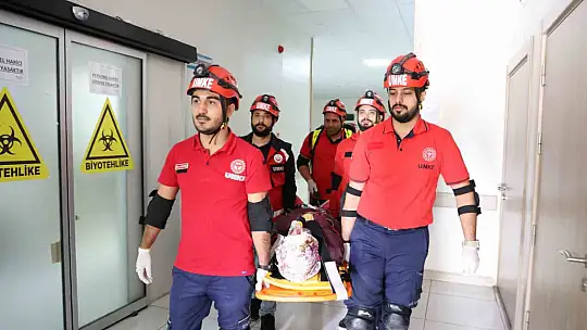 Elazığ'da 6.7'lik deprem tatbikatı