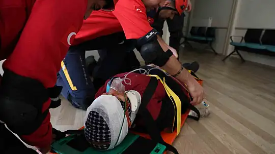 Elazığ'da 6.7'lik deprem tatbikatı