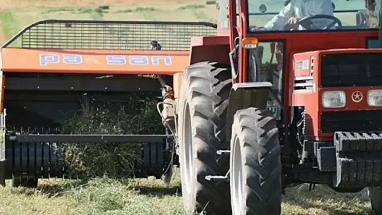 Elazığ'da balyalama mesaisi başladı