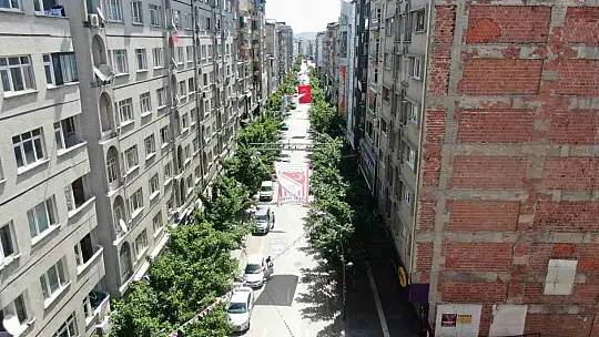 Elazığ'da bayram tatilinin ilk gününde yollar ve caddeler boş kaldı