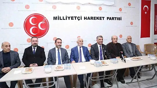 Elazığ'da CHP'li aday seçim öncesi diğer siyasi partilerin adayları ile bir araya geldi