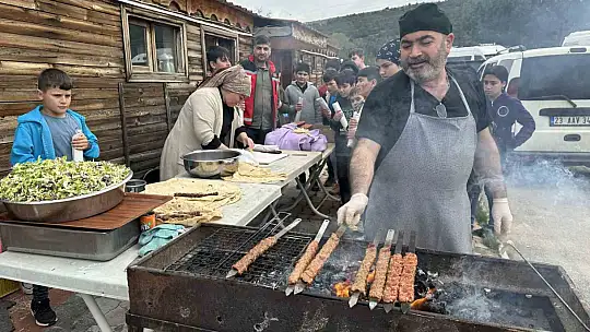 Elazığ'da depremzede çocuklara doğal terapi