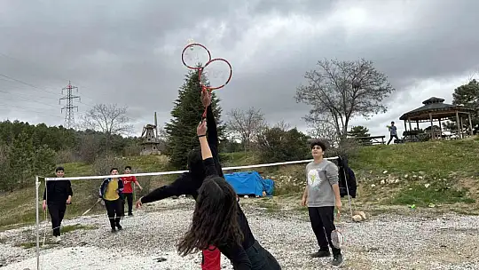 Elazığ'da depremzede çocuklara doğal terapi