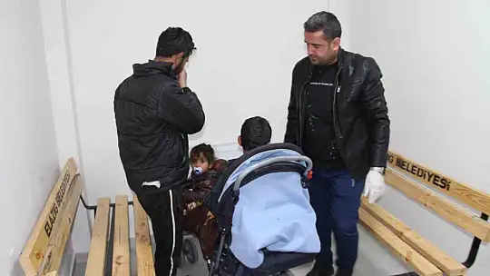 Elazığ'da dilenci operasyonu: Kimi ev aradığını söyledi, kimi de lavabolara saklandı