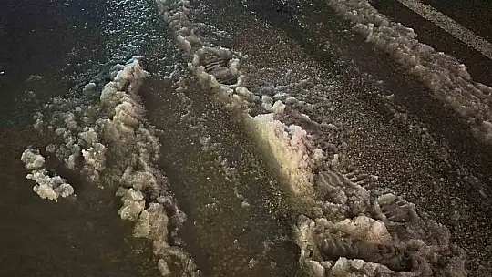Elazığ'da dolu ve sağanak hayatı felç etti