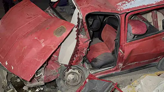 Elazığ'da feci kaza: 2'si ağır 6 yaralı