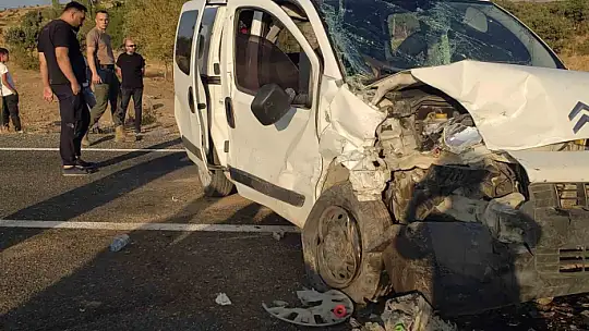 Elazığ'da feci kaza: 9 yaralı