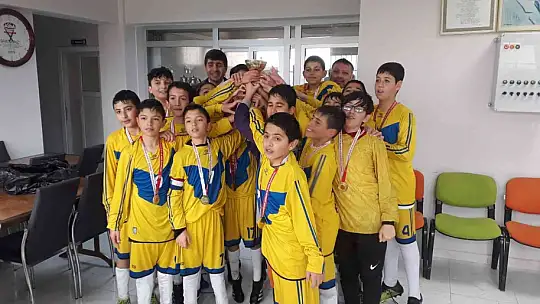 Küçükler futbol müsabakaları sona erdi