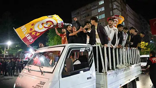 Elazığ'da Galatasaray taraftarlarının şampiyonluk coşkusu