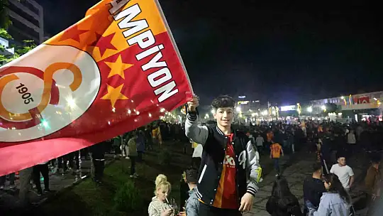 Elazığ'da Galatasaray taraftarlarının şampiyonluk coşkusu