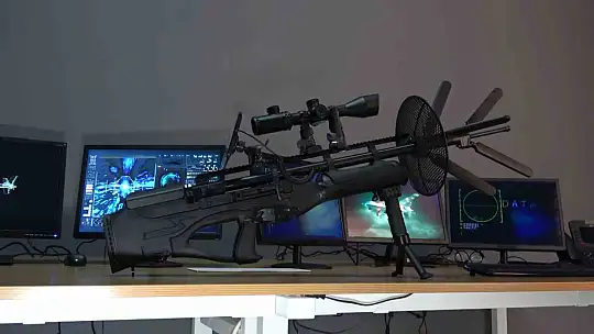 Elazığ'da genç girişimci dronsavar üretti
