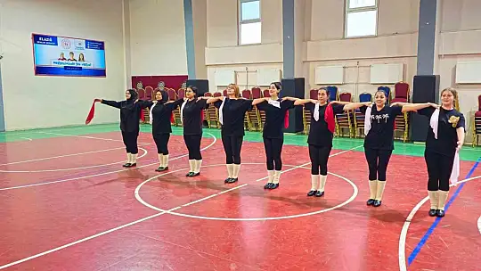 Elazığ'da gençlik merkezleri eğitimlerini sürdürüyor