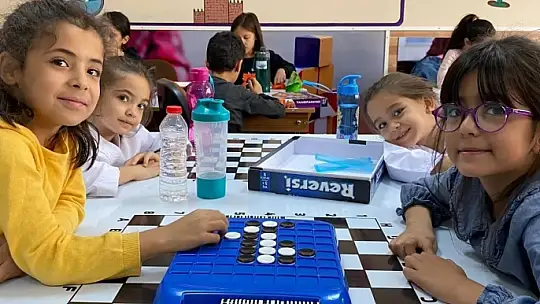 Elazığ'da gençlik merkezleri eğitimlerini sürdürüyor