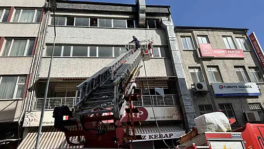 Elazığ'da havalandırma motoru yangın çıkardı