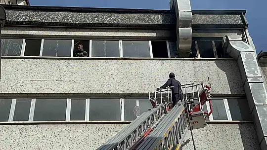 Elazığ'da havalandırma motoru yangın çıkardı