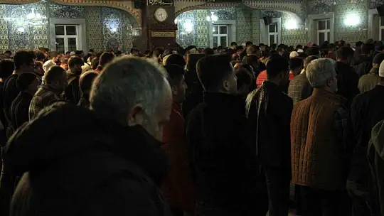 Elazığ'da ilk teravih namazı coşkusu yaşandı