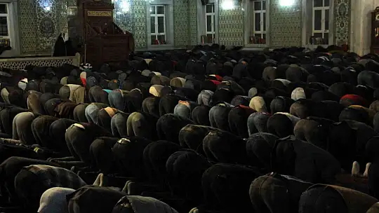 Elazığ'da ilk teravih namazı coşkusu yaşandı