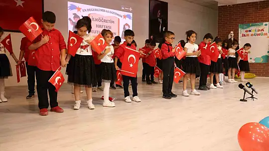 Elazığ'da İlköğretim Haftası renkli görüntüler oluşturdu