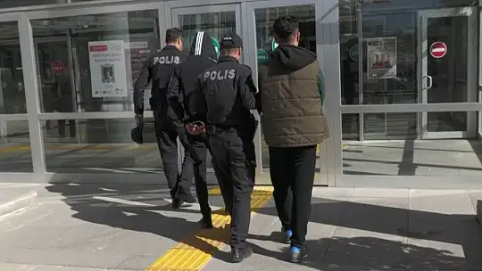 Elazığ'da iş yeri kasasından 10 bin lira çalan şüpheli yakalandı
